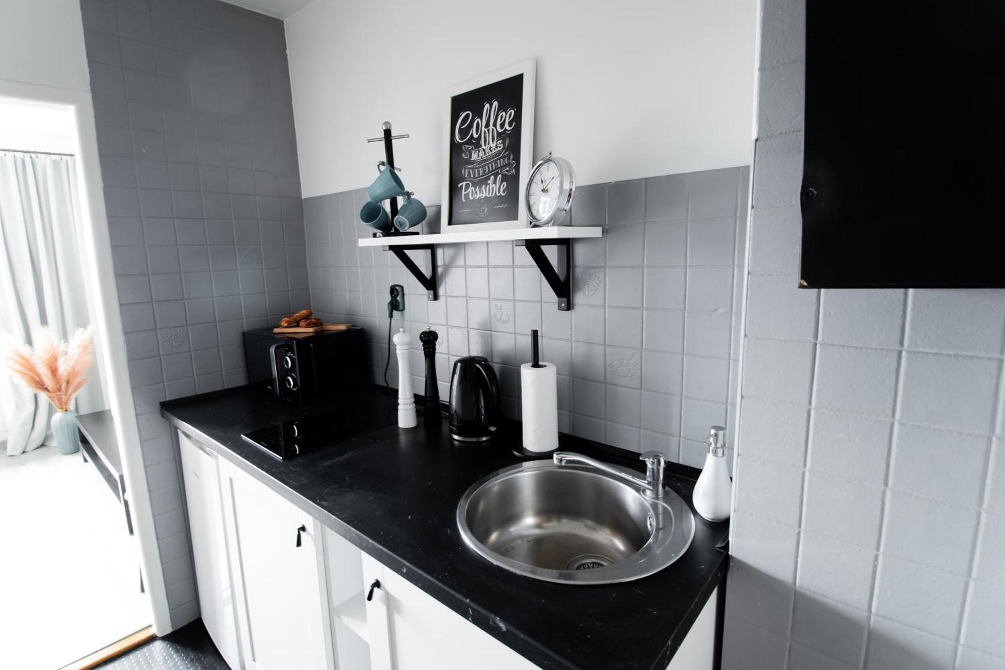 Piotrapartments - Daleka Cozy Train&Airport Apartment Варшава Екстер'єр фото