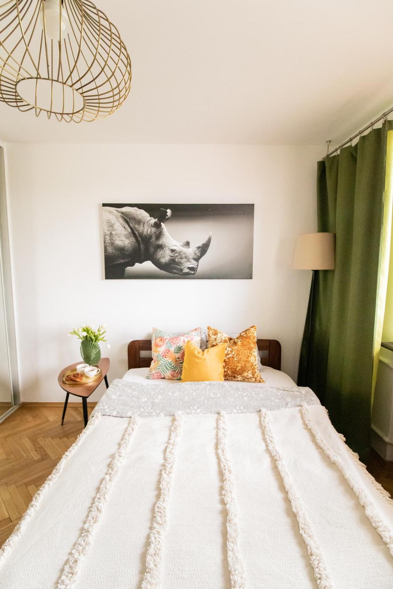 Piotrapartments - Daleka Cozy Train&Airport Apartment Варшава Екстер'єр фото