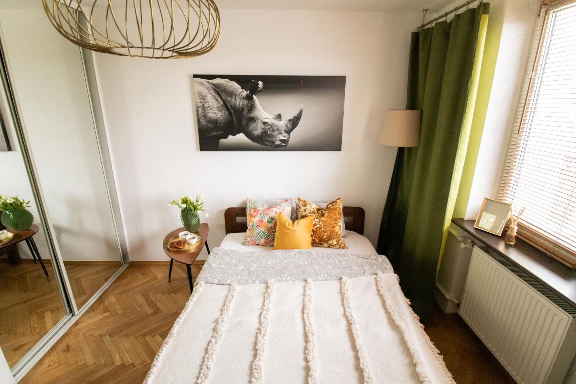 Piotrapartments - Daleka Cozy Train&Airport Apartment Варшава Екстер'єр фото